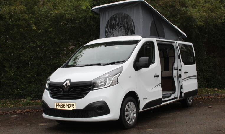 RENAULT TRAFIC LWB