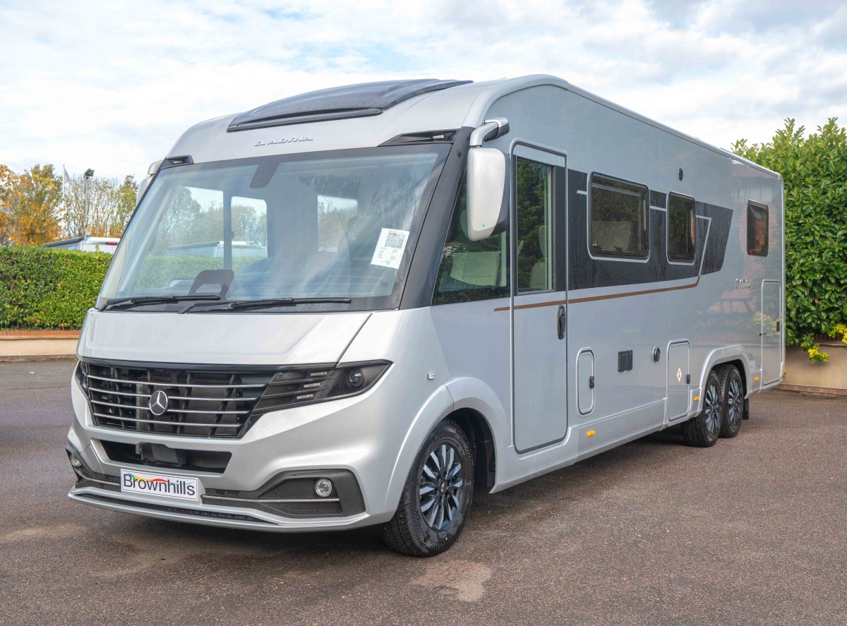 2025 Adria Supersonic 890 LC 170BHP Auto