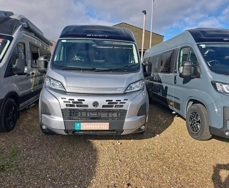 Swift Carrera 122