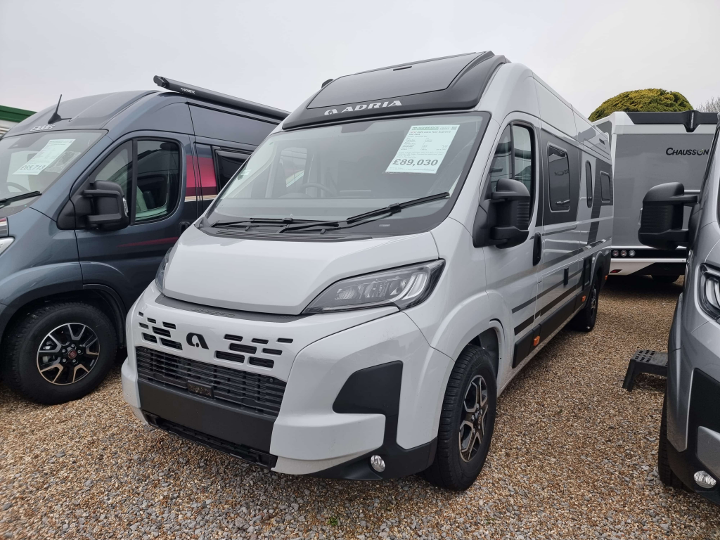 Adria Twin Supreme