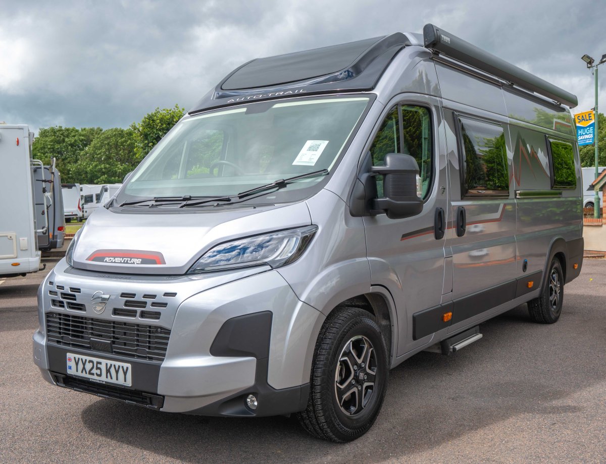 Auto-Trail Adventure 65 140BHP Auto