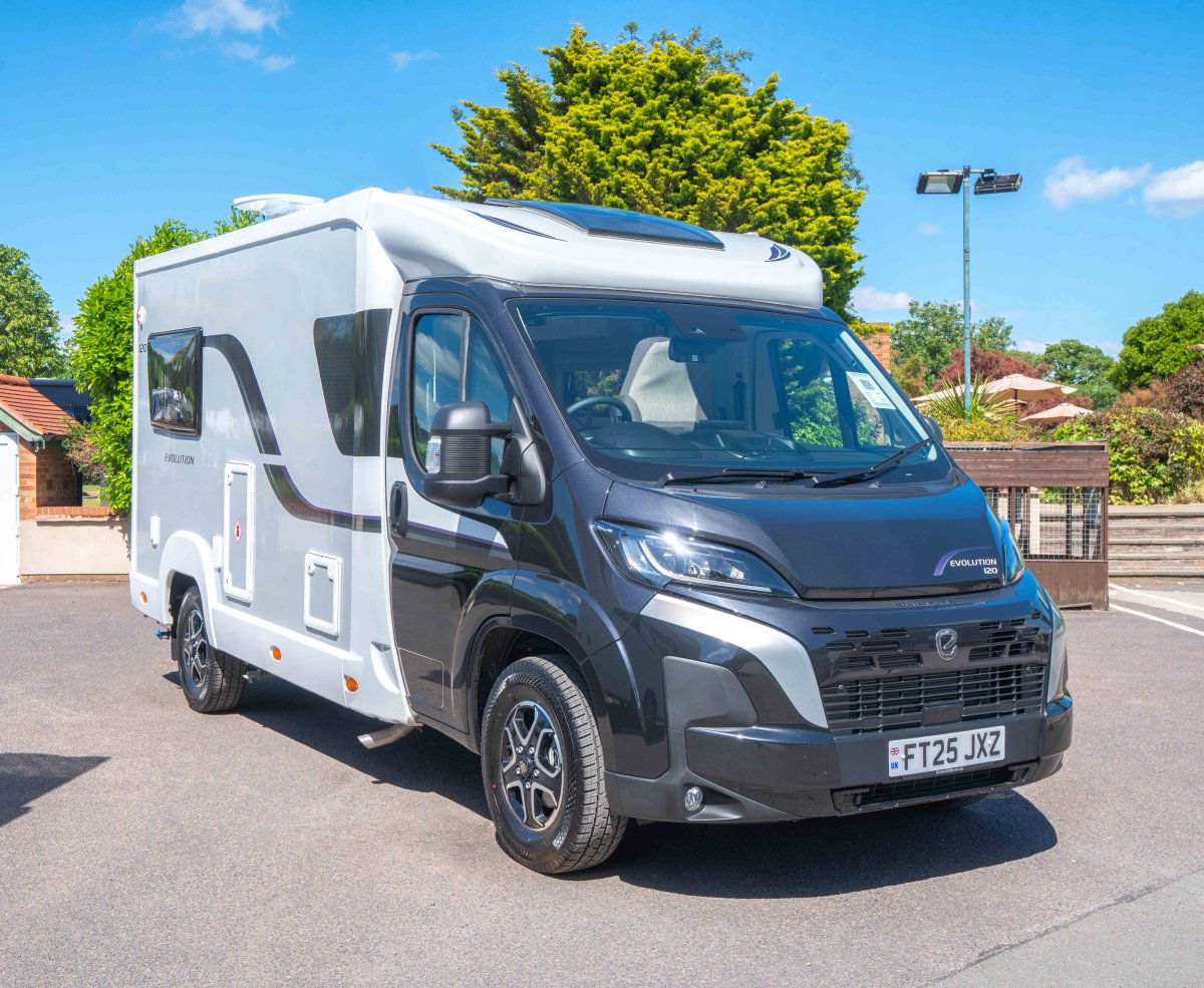 Elddis Evolution 120 140BHP Auto - Exterior - Front