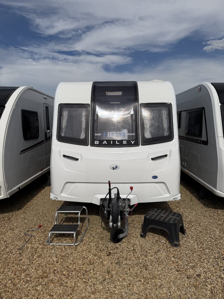 Bailey Phoenix 644
